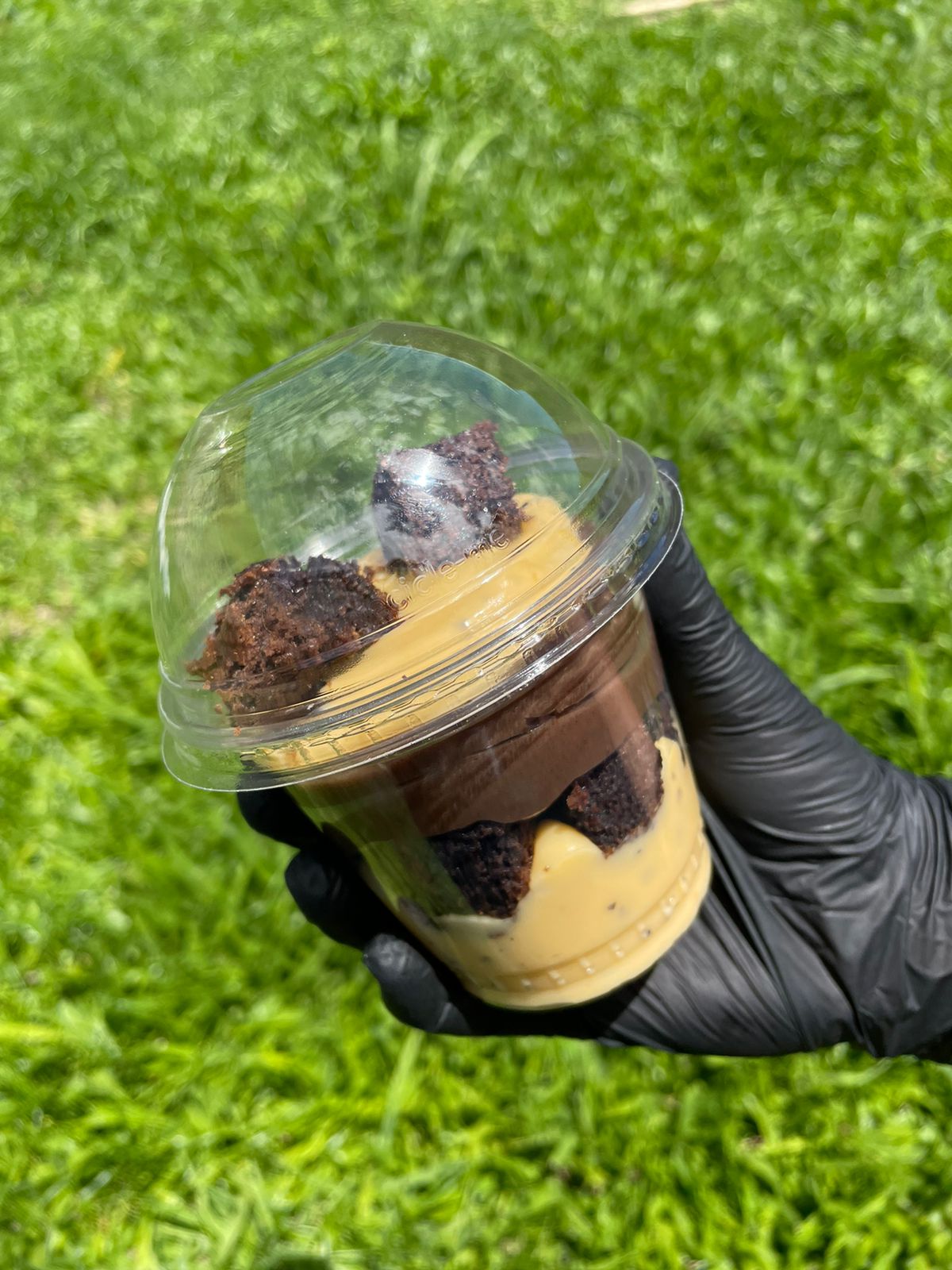 Pote da felicidade de Brownie e Maracujá